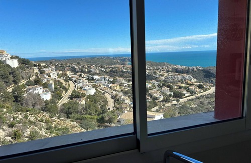 Cumbre del Sol Apartment | Charmant appartement 3 chambres, 2 salles de bain, parking privé. Cumbre Del Sol