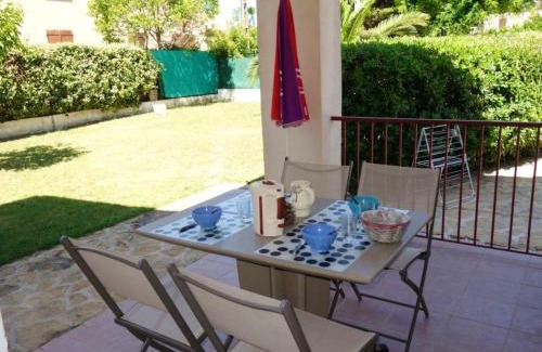 Saint-Cyr-sur-Mer Apartment | Charmant appartement à Saint-Cyr-sur-Mer avec jardin privé