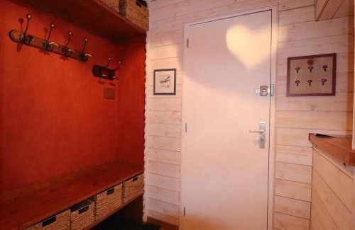Meribel-Mottaret Apartment | Charmant appartement 2 pièces cabine avec balcon, animaux acceptés - FR-1-182-229