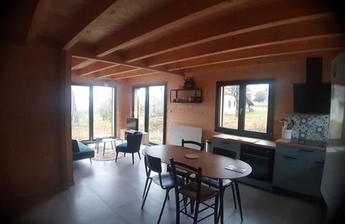Bonlieu Ski Chalet | Charmant Chalet Jurassien, aux Pieds des Cascades du Hérisson