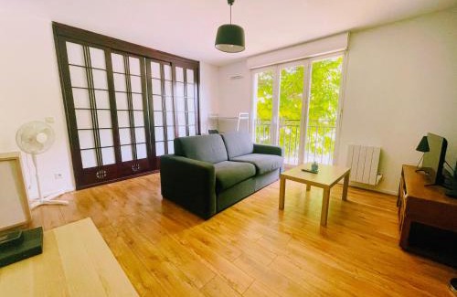 Noisy-le-Grand Apartment | Charmant F2 avec parking privé Très bien situé