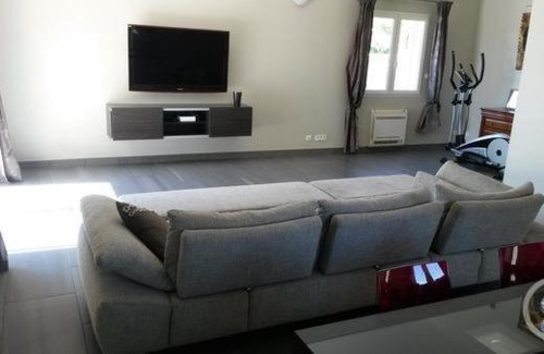 Saint-Genies-de-Fontedit Villa | Charmante villa d.Architecte 200m2 à 20 min de la mer