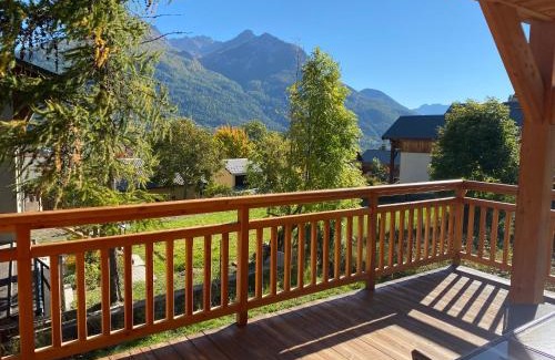 Puy-Saint-Pierre Apartment | Charmant logement à Serre Chevalier