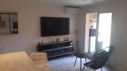 Sainte-Maxime City Centre Apartment | Charmant studio à Sainte-Maxime, 30 m²