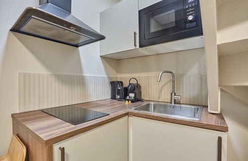 Saint-Merri Apartment | Charmant Studio Duplex Beaubourg Le Marais
