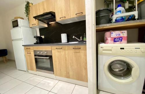 Quartier Administrations Apartment | Charmant T1 au Cœur de Nimes