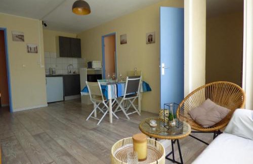 Narbonne-Plage Apartment | Charmant T2, cabine, parking, Les Balcons de la Méditerranée, Narbonne Plage
