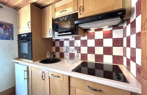 Briancon Apartment | Charmant T3 rénové au cœur de Briançon – Idéal pour 4, bien équipé, proche bus et parking - FR-1-330C-102