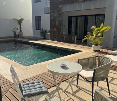 Pereybere Apartment | Charmant T4 avec vue piscine