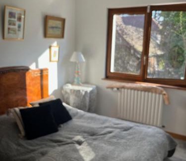 Nernier Bed & Breakfast | charmante chambre d'hôtes avec salon et terrasse