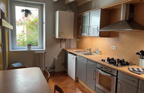 Cherbourg-en-Cotentin House | Charmante Maison de 160 m2, à Proximité de Tous les Commerces