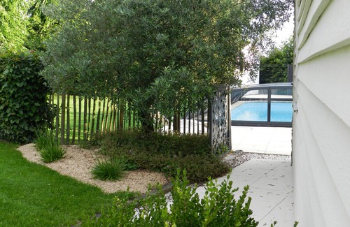 Les Herbiers Cottage | Charmante Maison Avec Piscine Près du PUY du FOU