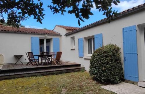 Saint-Georges-d'Oleron House | Charmante maison en pierre proche plage à Saint-Georges-d'Oléron - FR-1-778-60