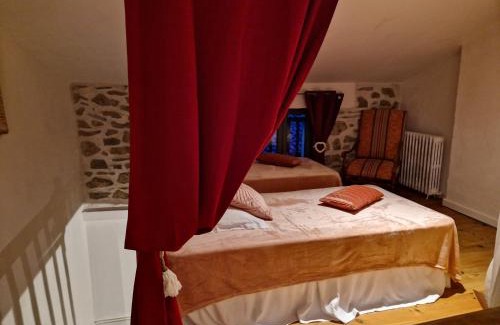 Freychenet House | Charmante petite grange - 5 Couchages