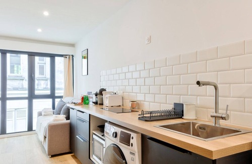 19th Arrondissement Apartment | Charme Parisien 4 Personnes, 1 Chambre, 19ème
