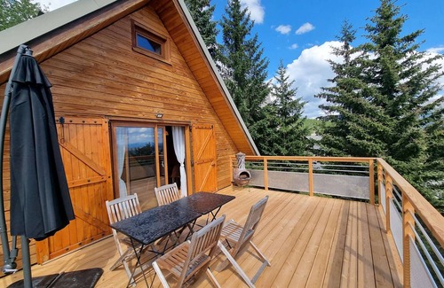 Saint-Michel-de-Chaillol Ski Chalet | Charming chalet for 6 with fireplace and pets allowed