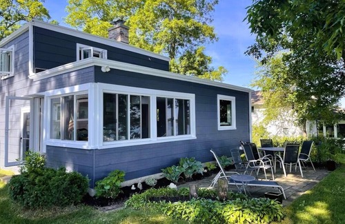 Manitou Beach-Devils Lake Cottage | Charming 3BR Waterfront Cottage on Devil's Lake with 90 Feet of Lakefront Living