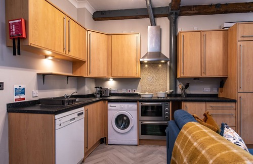 Nottingham City Centre Apartment | Charming 1-Bed Near The Station