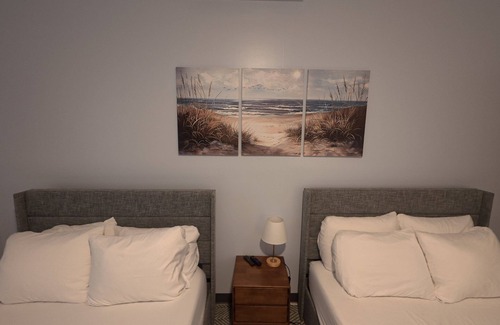 Lubbers Quarters Cay Hotel | Charming 1-bedroom hotel in enchanting Marsh Harbour with AC