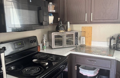 North Mountain Apartment | Charming 1-bedroom apartment in wonderful Phoenix with AC, pet bed room