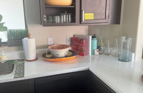 North Mountain Apartment | Charming 1-bedroom apartment in wonderful Phoenix with AC, pet bed room