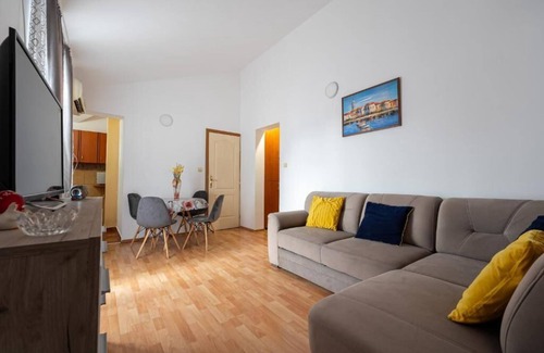 Becici Apartment | Charming 1-bedroom Apartment for 4ppl in Sea Vicinity