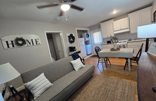 Lubbock House | Charming 1-bedroom house with garage in North Lubbock. Access to TTU & Medical.