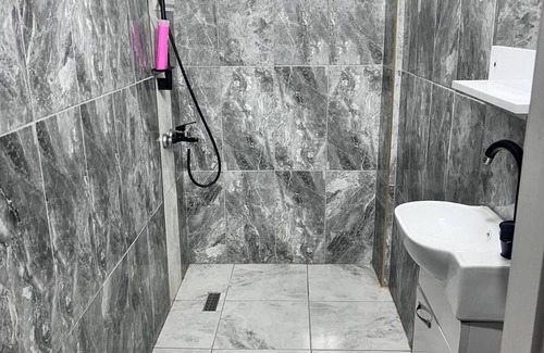Ankara City Center House | Charming 1-bedroom house WITH JACUZZI in Ankara for a cozy getaway