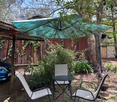 Langata House | Charming 1-BR Cottage, Karen Nairobi WiFi & Garden