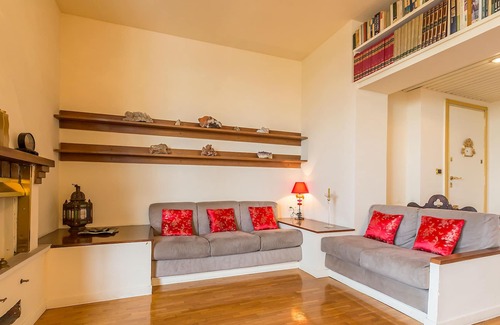Barona Apartment | Charming 1 BR on Fagamosta