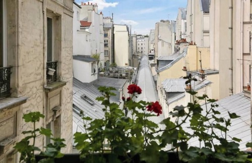 Strasbourg -Saint-Denis Apartment | Charming 100m² /hyper center/Montorgueil