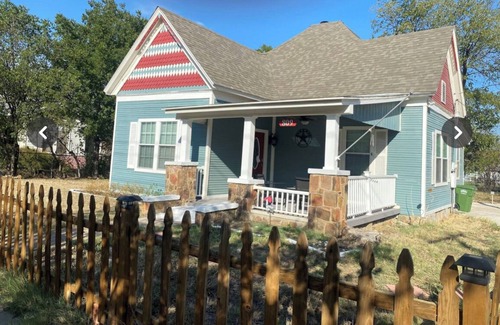 Mineral Wells House | Charming 1900 Victorian home in the country