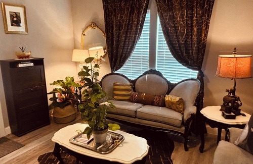 Mineral Wells House | Charming 1900 Victorian home in the country