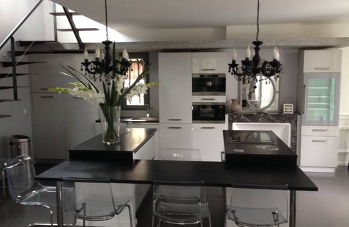 La Seyne-sur-Mer House | Charming 1930s house with swimming pool and air-conditioned bedrooms.