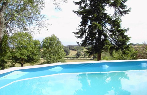 Gipcy Cottage | Charming 19th Century Manor, Pool, Spacious Garden, Ideal for Families, Gipcy