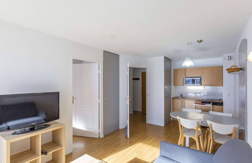La Mongie Apartment | Charming 1BR Apt for 4 with Covered Parking, Pool & Fitness Room Near Slopes