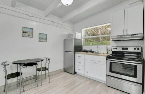 Central Fort Lauderdale Apartment | Charming 1BR Hideaway in Fort Lauderdale