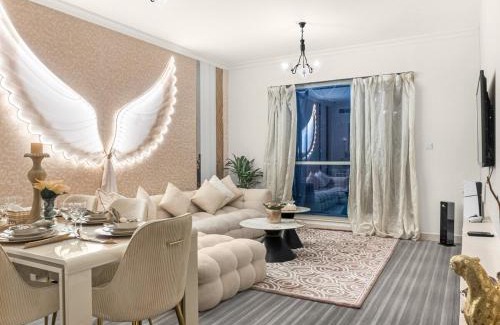 Downtown Dubai Apartment | Charming 1BR w Burj Khalifa view
