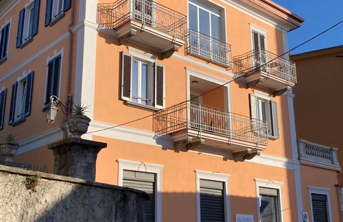 Porto Valtravaglia Apartment | Charming 2-bedroom apartment in historic village center with stunning views