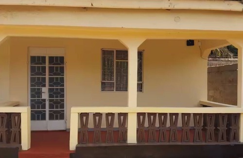 Moshi House | Charming 2-bedroom house in Kilimanjaro Region with WiFi