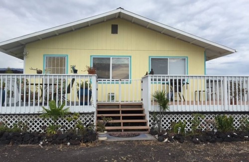 Kona Gardens Estates Cottage | Charming 2 bdr cottage in Ocean View - 30 min to Black Sands Beach 45 to Volcano