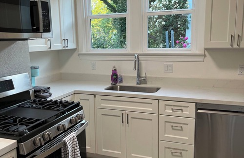 Poets Corner House | Charming 2-bed 2-bath Berkeley Home