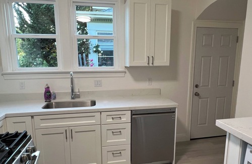 Poets Corner House | Charming 2-bed 2-bath Berkeley Home