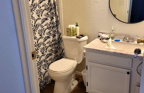 Fountain of the Sun Condo | Charming 2-bedroom 2 bath condo in gated 55+ community