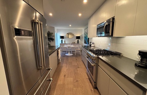 Sharon Heights Apartment | Charming 2-bedroom apartment in serene Menlo Park with WiFi, AC