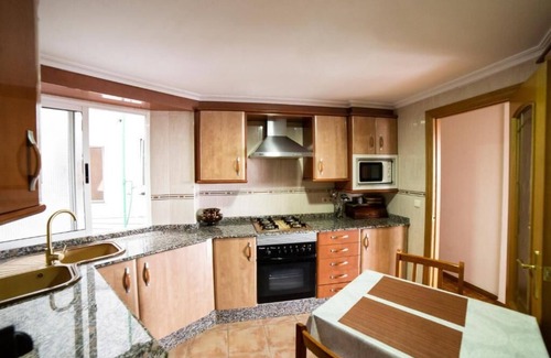 Arrancapins Condo | Charming 2-bedroom apartment with WiFi, AC in enchanting València