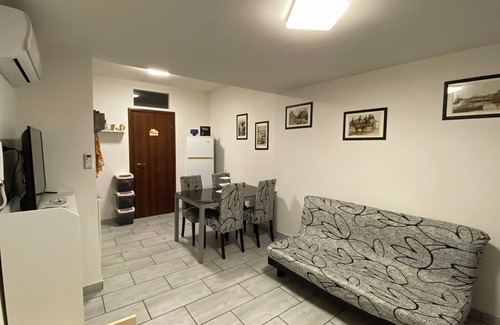 Borgo-Sanzio Apartment | Charming 2-bedroom apartment in nice Catania with AC, WiFi