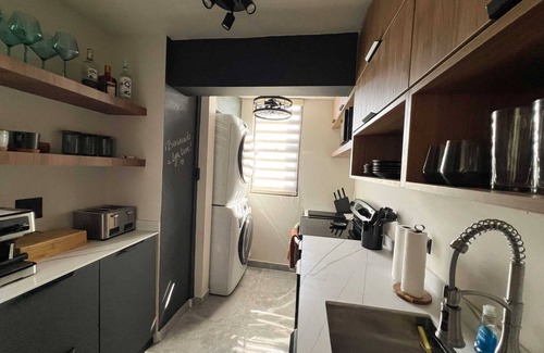 Santurce Apartment | Charming 2-bedroom apartment in vibrant San Juan, near La Placita and Choliseo