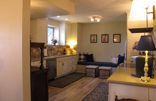 Prescott Apartment | Charming 2-bedroom apartment in delightful Prescott. Views! Close to downtown!