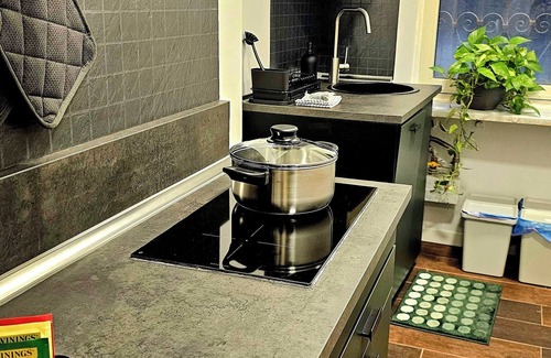 Trastevere Apartment | Charming 2-bedroom apartment with WiFi, AC in fantastic Rome Trastevere